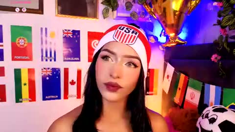 Snapshot of alisse_xx chatting on 06/21/26, 02:25 alisse_xx online show from 06/21/26, 02:25