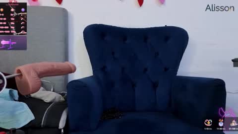 alisson0002 online show from 09/18/25, 09:39