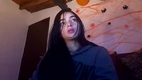 Alisson369  online show from 10/20/25, 10:05