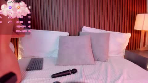 Snapshot of alisson_81 chatting on 11/14/25, 08:24 alisson_81 online show from 11/14/25, 08:24