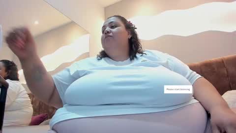 Alisson online show from 11/12/25, 11:21