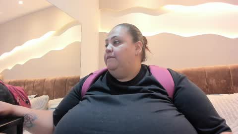 Snapshot of alisson_am chatting on 05/01/26, 11:59 Alisson online show from 05/01/26, 11:59