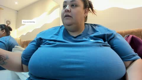 Snapshot of alisson_am chatting on 06/01/26, 11:34 Alisson online show from 06/01/26, 11:34