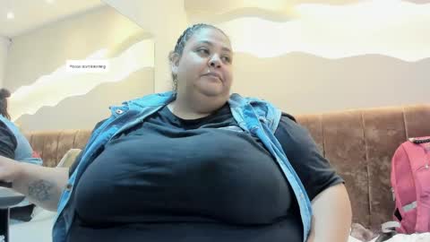 Snapshot of alisson_am chatting on 06/06/26, 11:48 Alisson online show from 06/06/26, 11:48