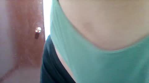 Snapshot of alisson_brand chatting on 01/17/25, 07:16 alisson brand online show from 01/17/25, 07:16