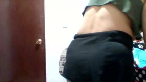 Snapshot of alisson_brand chatting on 02/25/25, 11:08 alisson brand online show from 02/25/25, 11:08