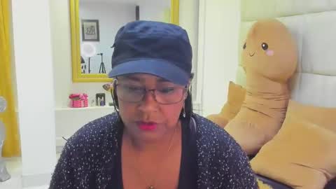 Snapshot of alisson_morrist chatting on 12/17/24, 02:33 alisson_morrist online show from 12/17/24, 02:33