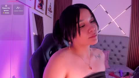 Snapshot of alisson_sanders chatting on 05/11/26, 04:04 Alisson online show from 05/11/26, 04:04