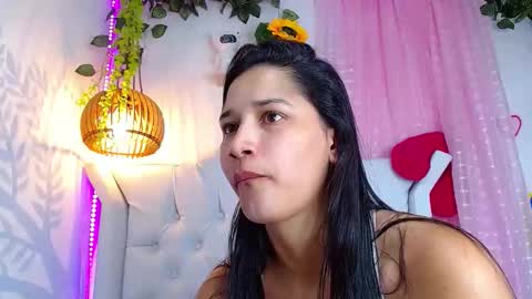 Snapshot of alisson_wiley chatting on 05/25/26, 08:20 alisson online show from 05/25/26, 08:20