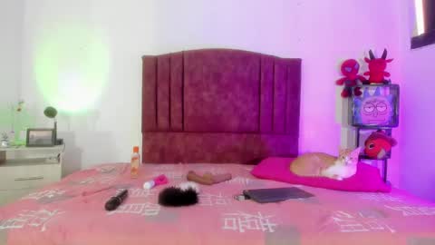 Alisson IG alisson zafiro27 online show from 12/09/24, 02:49