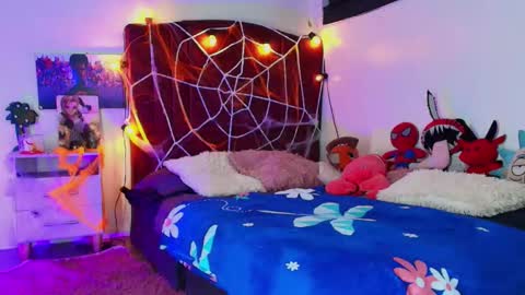 Alisson IG alisson zafiro27 online show from 10/23/25, 03:17