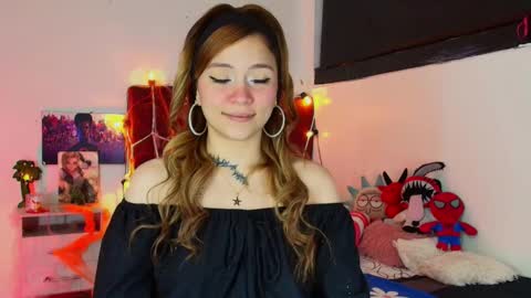 Alisson IG alisson zafiro27 online show from 10/24/25, 03:14