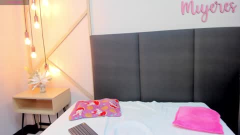 alissonmartin online show from 01/25/25, 06:02