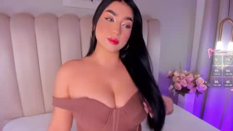 Snapshot of alissyadanger chatting on 07/19/26, 02:04 TATIS online show from 07/19/26, 02:04
