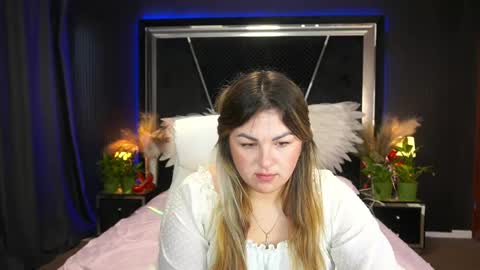 alissyagrayy online show from 05/17/26, 05:38