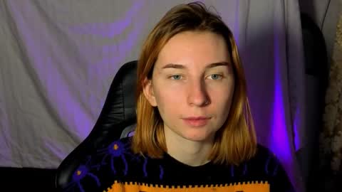 A L I C E  online show from 10/07/25, 04:59