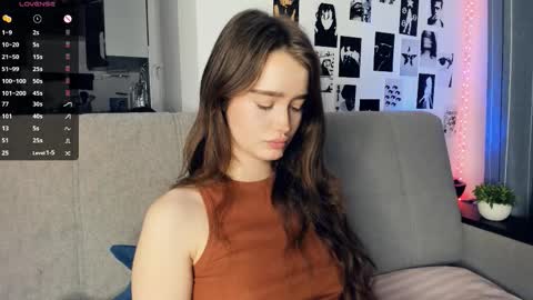 Alivia online show from 11/28/25, 09:34