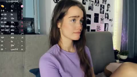 Alivia online show from 12/14/25, 09:47