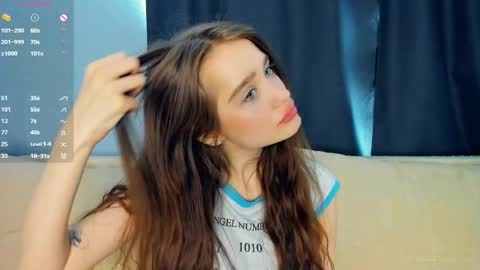 Alivia online show from 04/21/26, 08:20