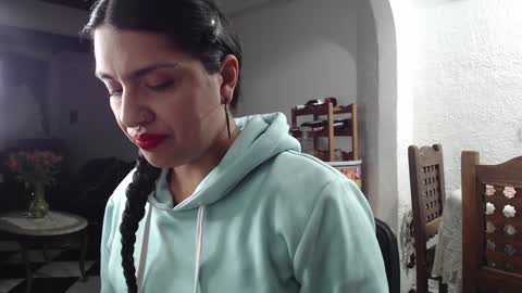 Alix online show from 01/25/25, 01:43