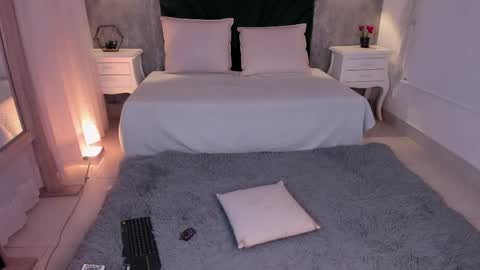  Alexis Etereo  online show from 04/22/26, 07:48