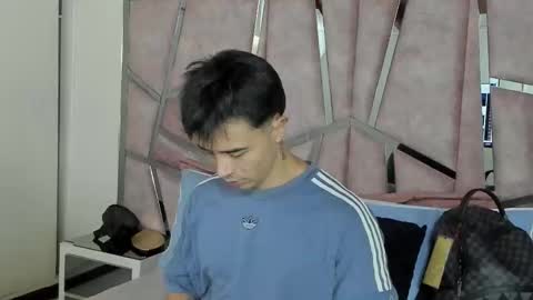 alix online show from 10/17/25, 08:11