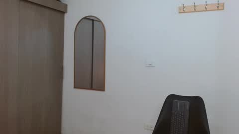 alix online show from 11/26/25, 03:18