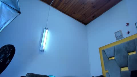 Aliyah... online show from 11/28/25, 09:17