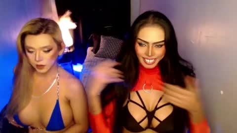 Snapshot of aliyahdeluxx chatting on 05/12/26, 08:22 aliyah online show from 05/12/26, 08:22