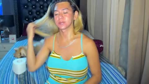 Snapshot of aliyahdeluxx chatting on 07/09/26, 12:20 aliyah online show from 07/09/26, 12:20