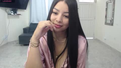 alizee_rae online show from 11/07/25, 03:01