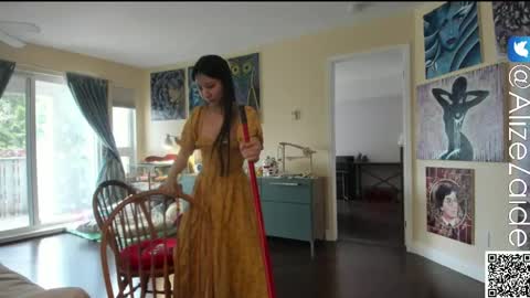 Alize Zaide online show from 04/21/26, 06:34