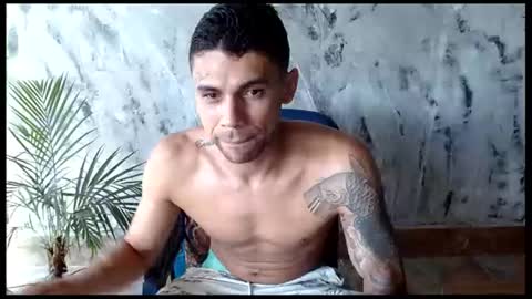 Snapshot of allanbarreto chatting on 06/18/26, 05:39 Allan online show from 06/18/26, 05:39