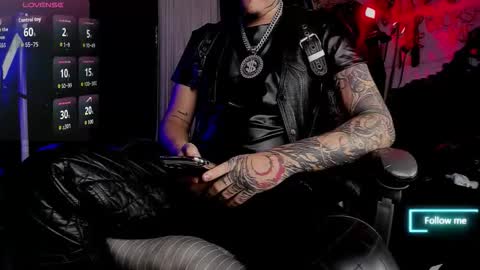   online show from 11/06/25, 10:21