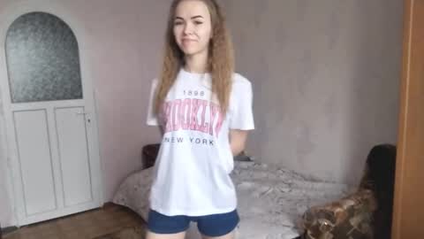 Anna online show from 11/23/25, 07:08