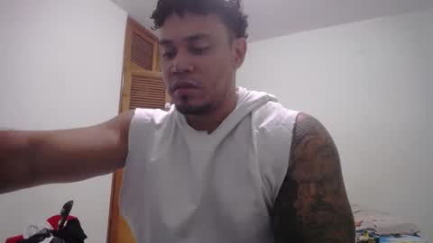 allen_ferrer10 online show from 05/07/26, 03:12