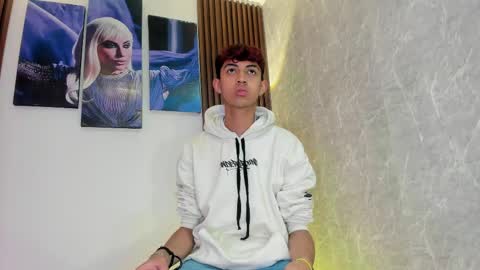 Snapshot of allen_starck chatting on 02/17/25, 12:27 Allen online show from 02/17/25, 12:27