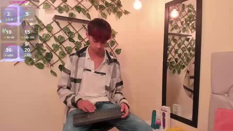 Snapshot of allen_starck chatting on 02/18/25, 01:00 Allen online show from 02/18/25, 01:00