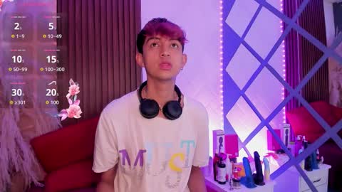 Snapshot of allen_starck chatting on 09/28/25, 03:23 Allen online show from 09/28/25, 03:23