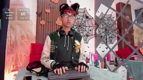 Snapshot of allen_starck chatting on 10/14/25, 02:34 Allen online show from 10/14/25, 02:34