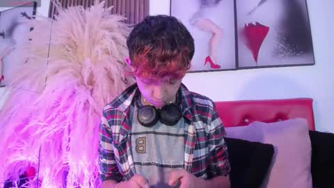 Snapshot of allen_starck chatting on 10/30/25, 03:52 Allen online show from 10/30/25, 03:52