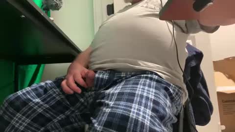 Allergictolove online show from 12/16/24, 11:39