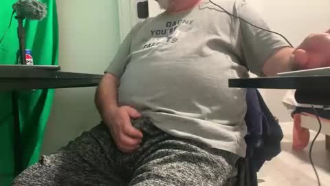 Allergictolove online show from 01/08/25, 08:50