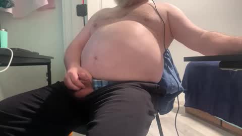 Allergictolove online show from 04/18/26, 04:00