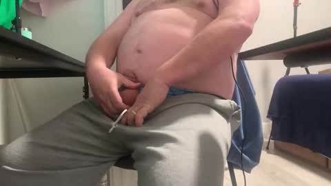 Allergictolove online show from 04/23/26, 02:41