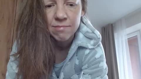 Snapshot of allexandraxxx chatting on 02/14/25, 10:49 allexandraxxx online show from 02/14/25, 10:49