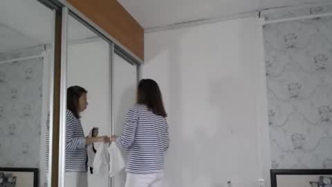 Snapshot of allexandraxxx chatting on 10/12/25, 01:10 allexandraxxx online show from 10/12/25, 01:10