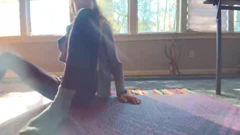 wishlist on bio online show from 12/15/25, 03:27