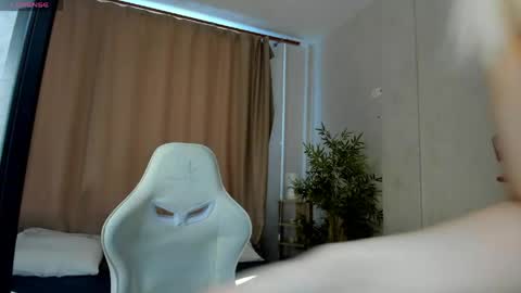 alli_aster online show from 05/25/26, 01:00