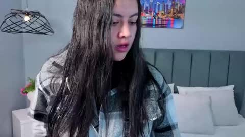 Snapshot of alli_cooper chatting on 04/30/26, 01:50 Ali online show from 04/30/26, 01:50